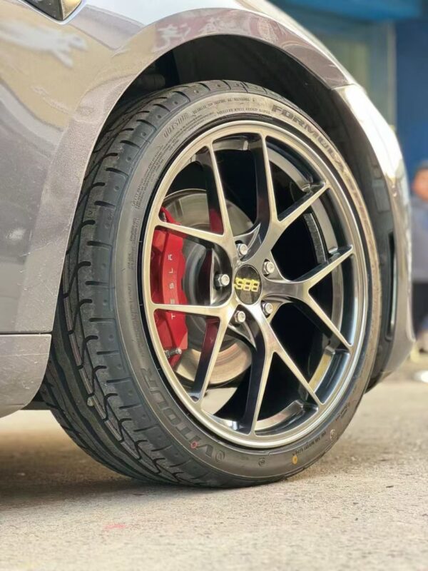 Vitour Formula Spec Z 275/35R20 - Image 4